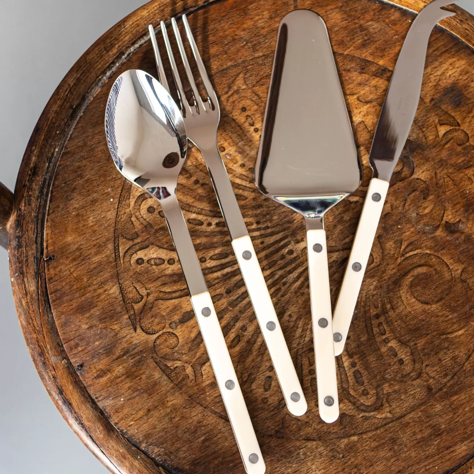 Set Les Essentiels - Ensemble De 4 Couverts De Service<Sabre Paris Bistrot Uni, Ivoire